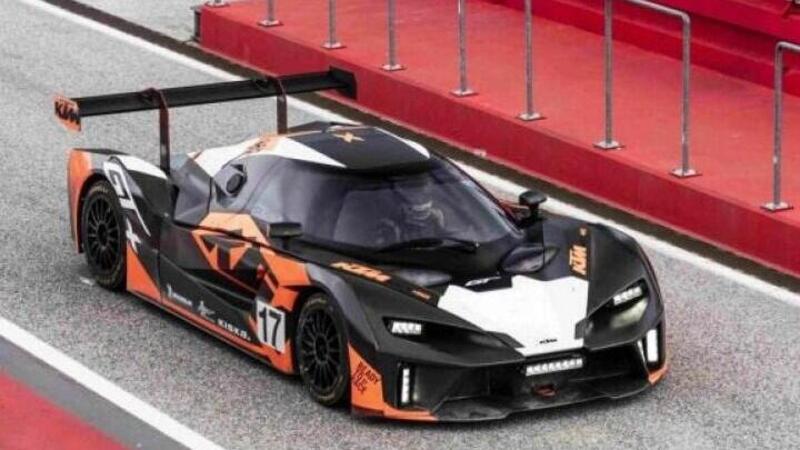 KTM X-Bow GTX: racing car da 600 CV pronta a correre