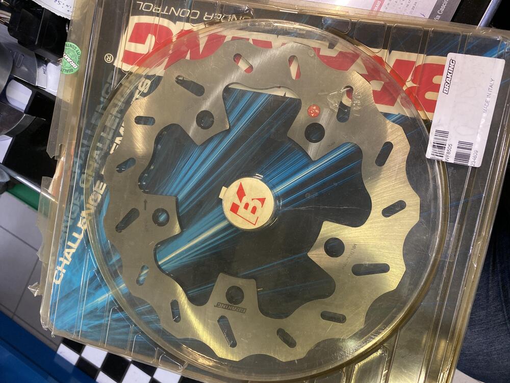 Braking WF8505 – Disco freno post wave (2)