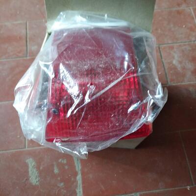 FANALINO POST. COMPLETO YAMAHA DT 125R