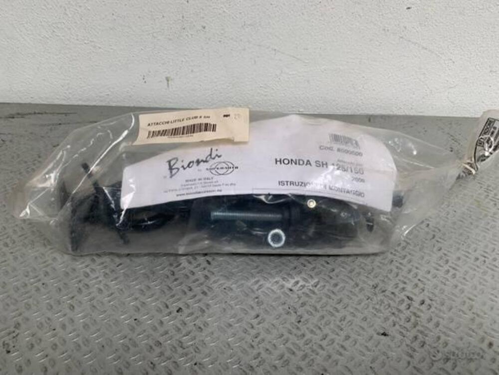 Attacchi parabrezza per HONDA SH 125/150 2009-12 Biondi (2)