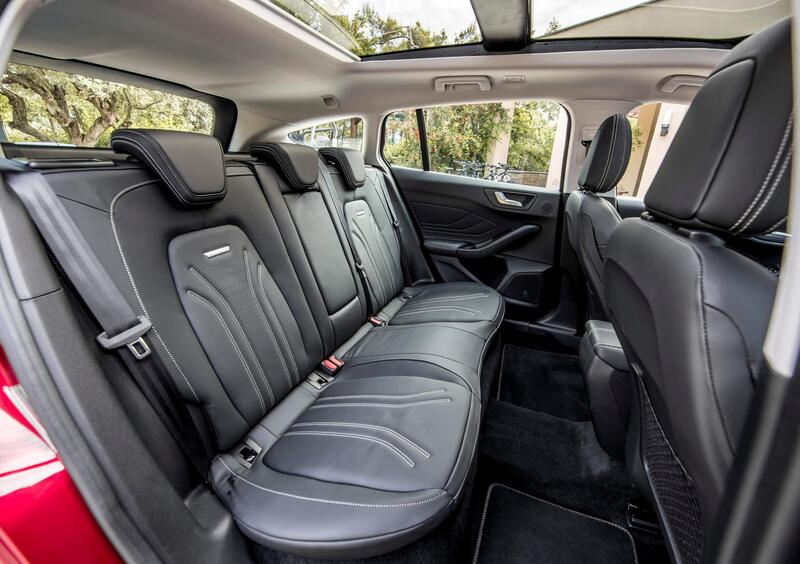 Ford Focus Station Wagon (2018-25) (39)
