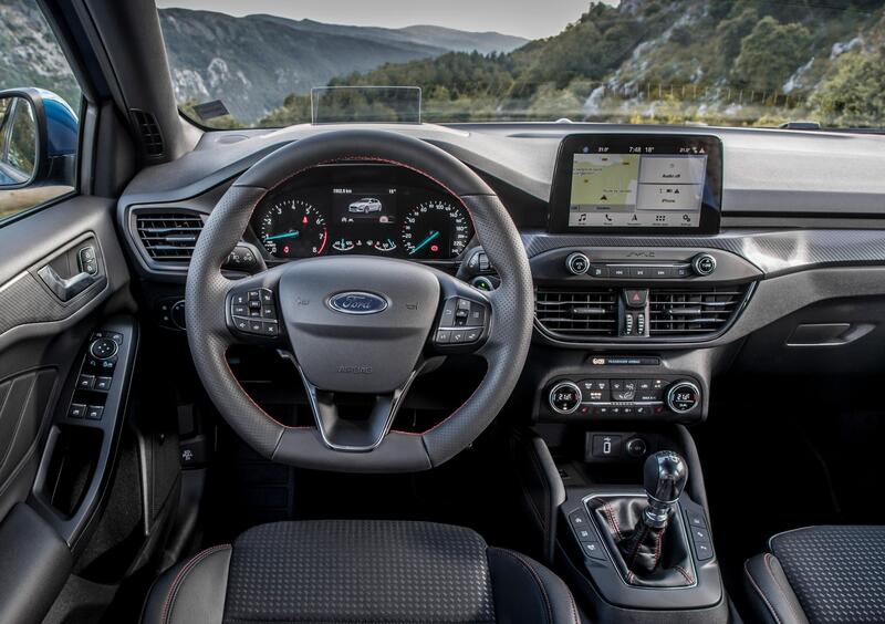 Ford Focus Station Wagon (2018-25) (38)
