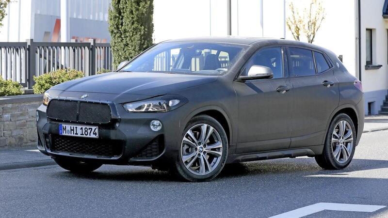 BMW X2: restyling in arrivo [Foto spia]