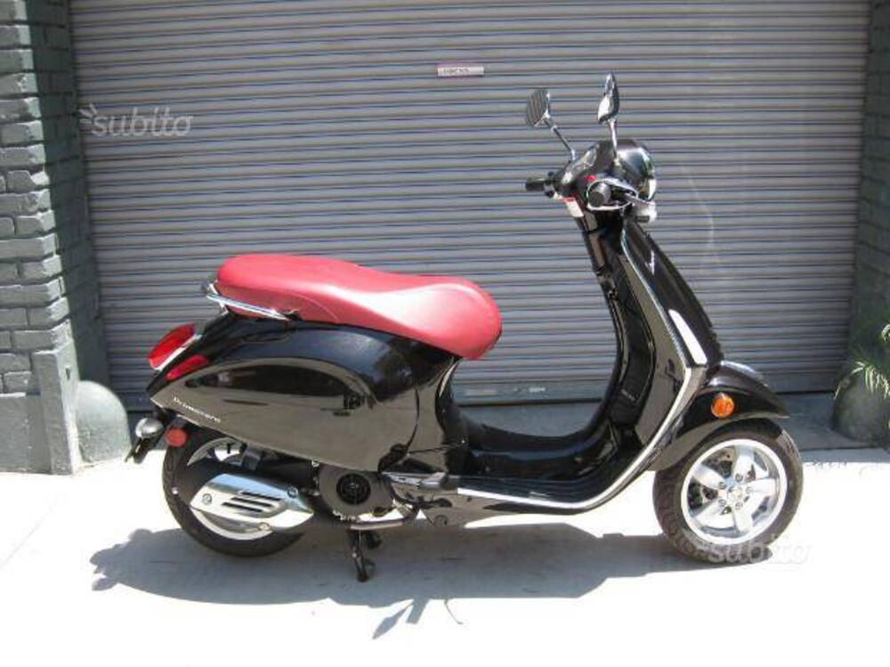 Vespa Primavera 150 3V ie (2014 - 16) (2)