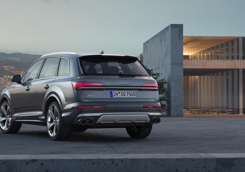 Audi SQ7 (2016-->>) (18)