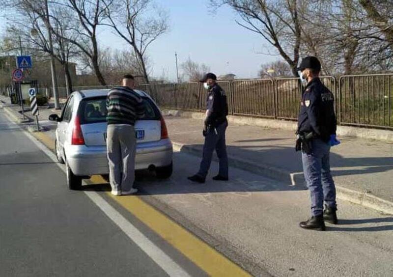 Porta la spesa alla &quot;fidanzata&quot; ma...non ricorda nome e indirizzo. Stra multato a Rimini