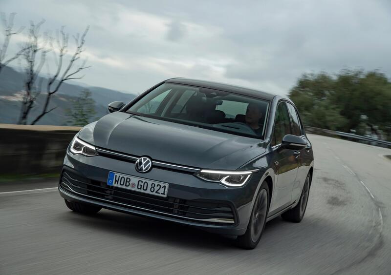 Volkswagen Golf (2019-->>) (7)