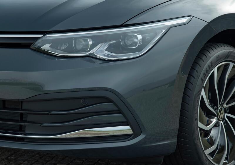 Volkswagen Golf (2019-->>) (24)