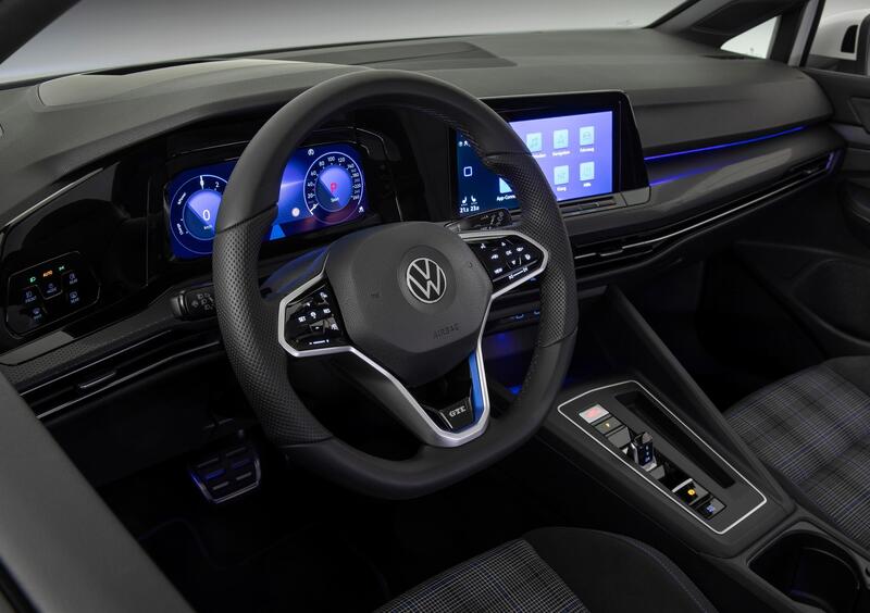 Volkswagen Golf (2019-->>) (16)