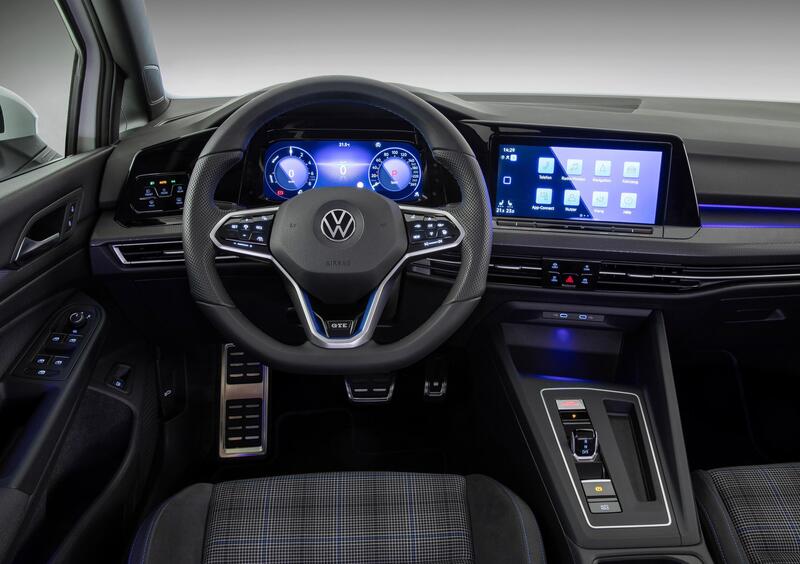 Volkswagen Golf (2019-->>) (11)