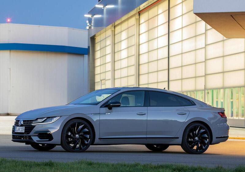 Volkswagen Arteon (2017-21) (34)