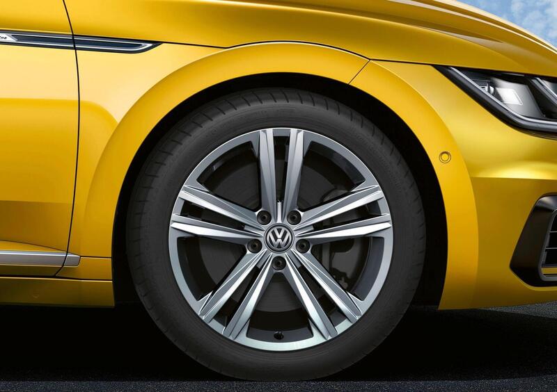 Volkswagen Arteon (2017-21) (46)