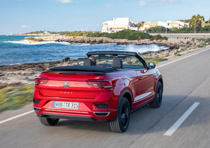Volkswagen T-Roc Cabrio (2020-->>) (29)