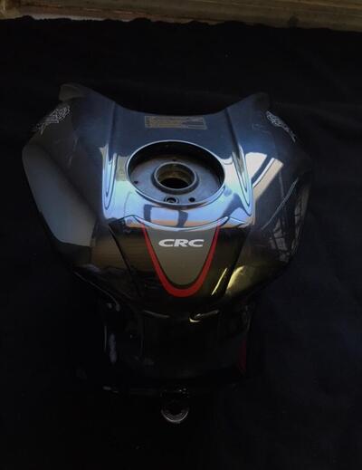 Serbatoio nero MV F4 seminuovo MV Agusta