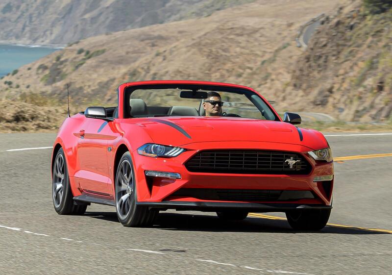 Ford Mustang Cabrio (3)