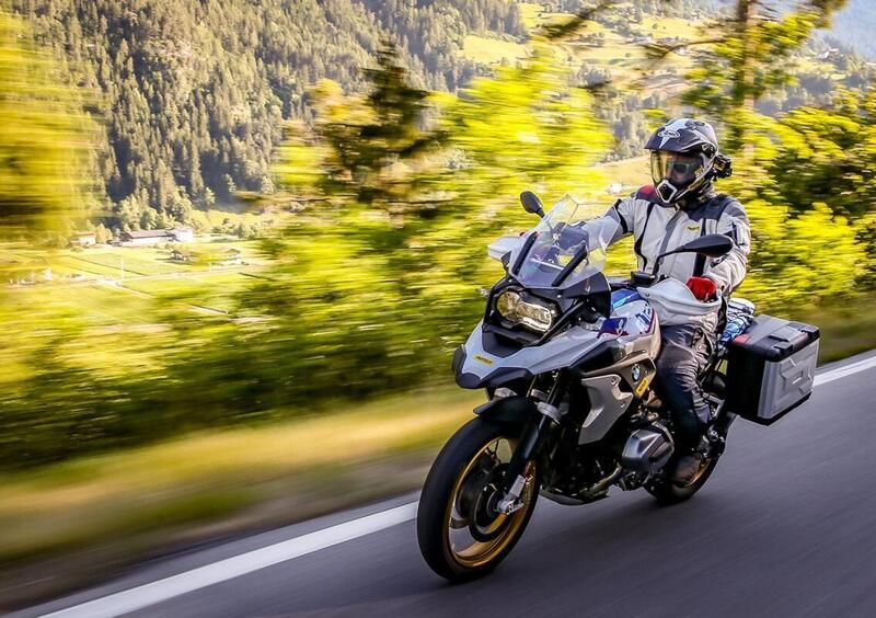 In Baviera si torna in moto. Le raccomandazioni della Polizia