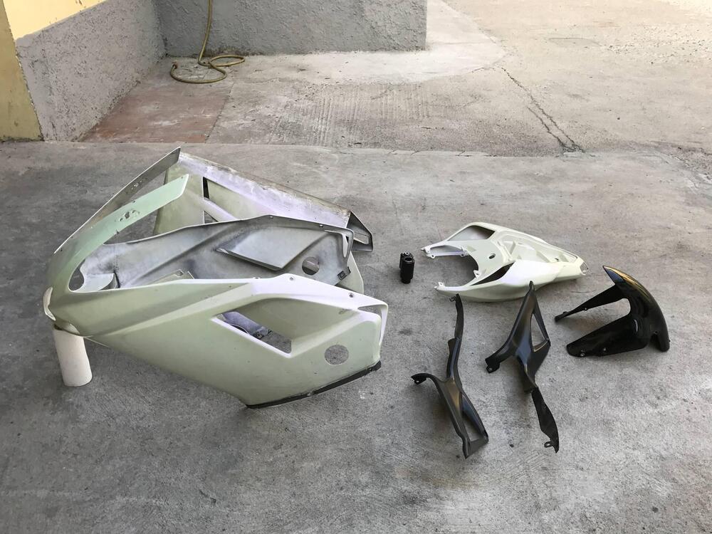 Carene stradali non originali Ducati 848 (2)