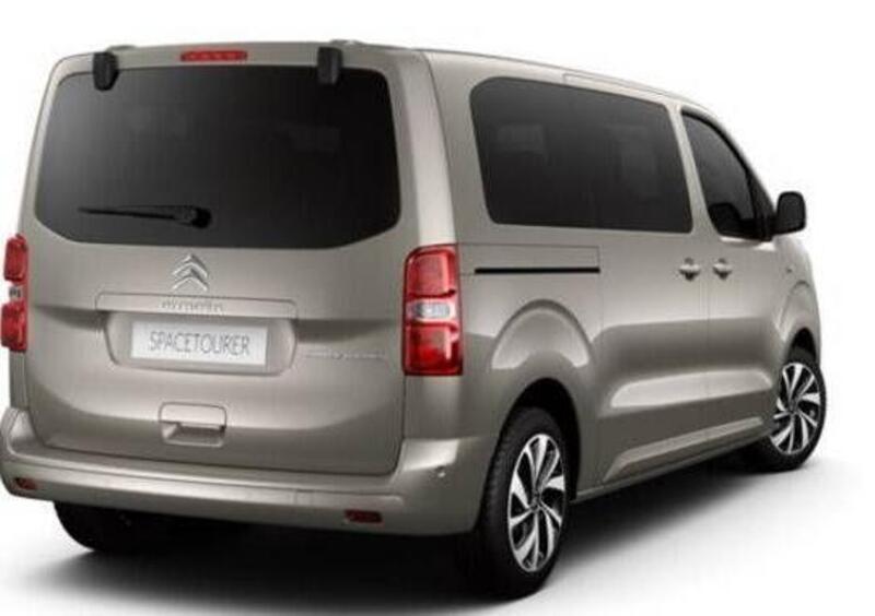 Citroen Spacetourer (2016-->>) (4)