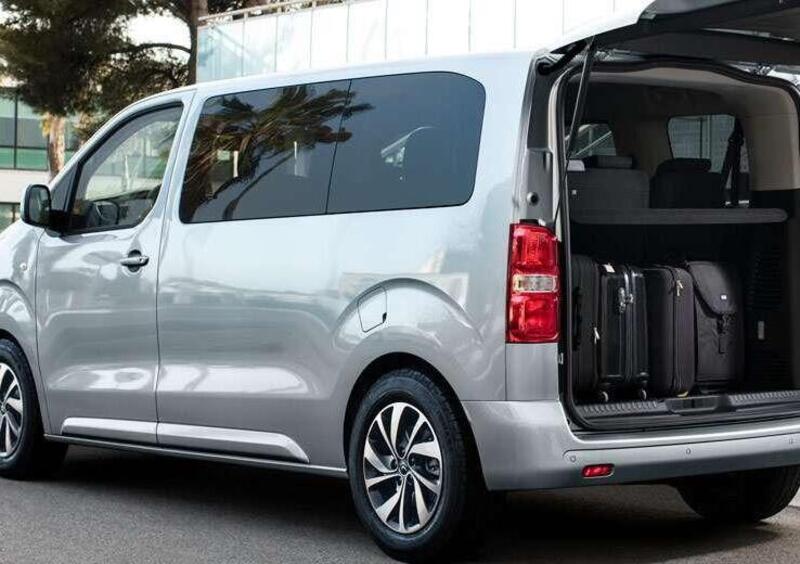 Citroen Spacetourer (2016-->>) (14)