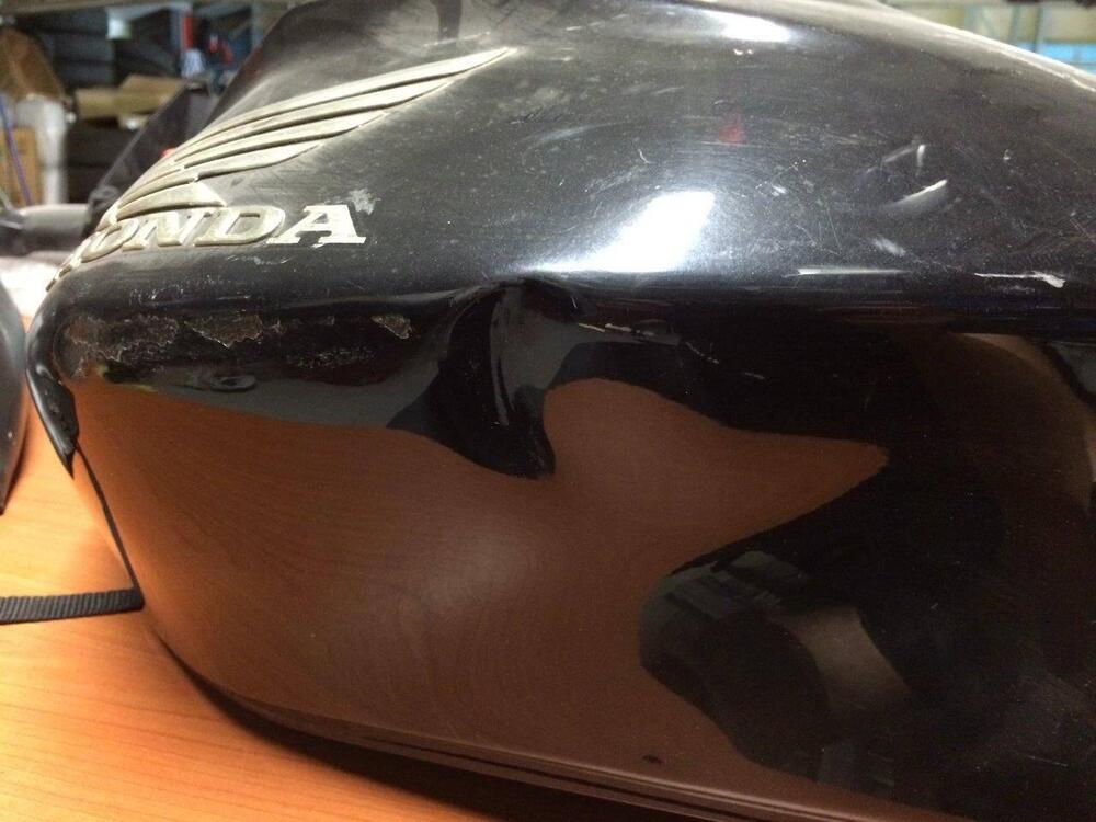 Serbatoio Honda Hornet 600 2003-2006 (7)