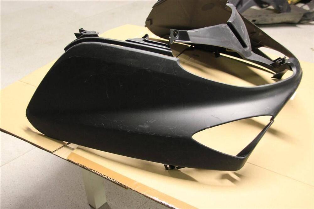 Cupolino scudo anteriore Yamaha T-MAX 500 01-07 (3)