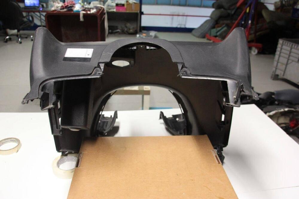 Scudo interno anteriore Yamaha T-Max 500 2001-2007 (2)