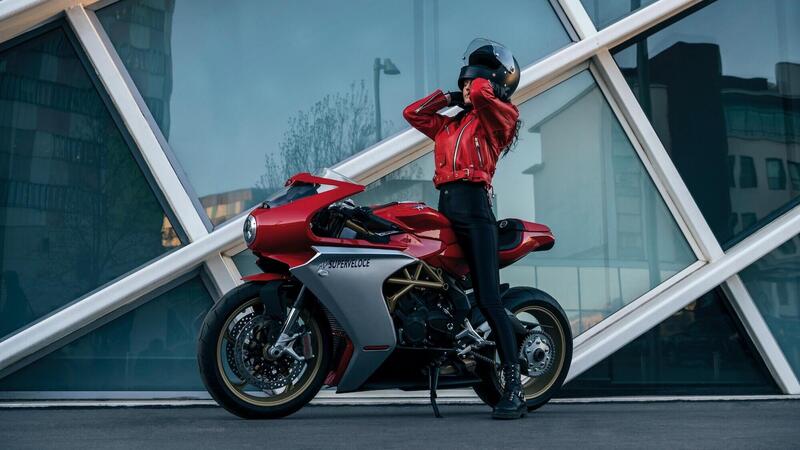 MV Agusta Superveloce 800: due nuove colorazioni [GALLERY]