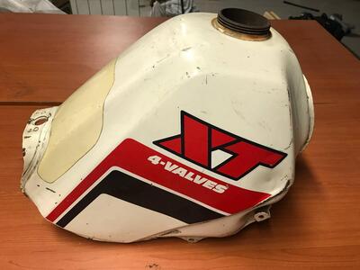 Serbatoio Yamaha XT 600 anni '90