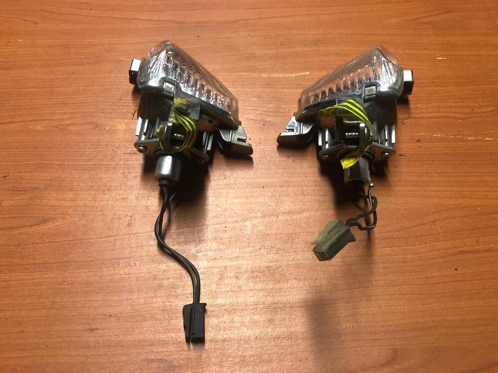 Coppia frecce posteriori Suzuki GSX-R 1000 07-08 (4)