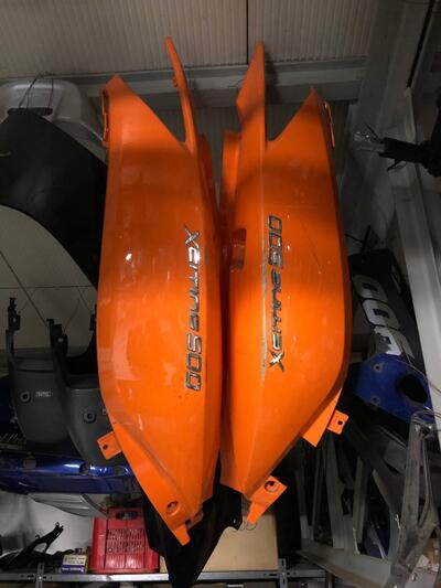 NR.2 Fianchetti posteriori coda Kymco Xciting 500