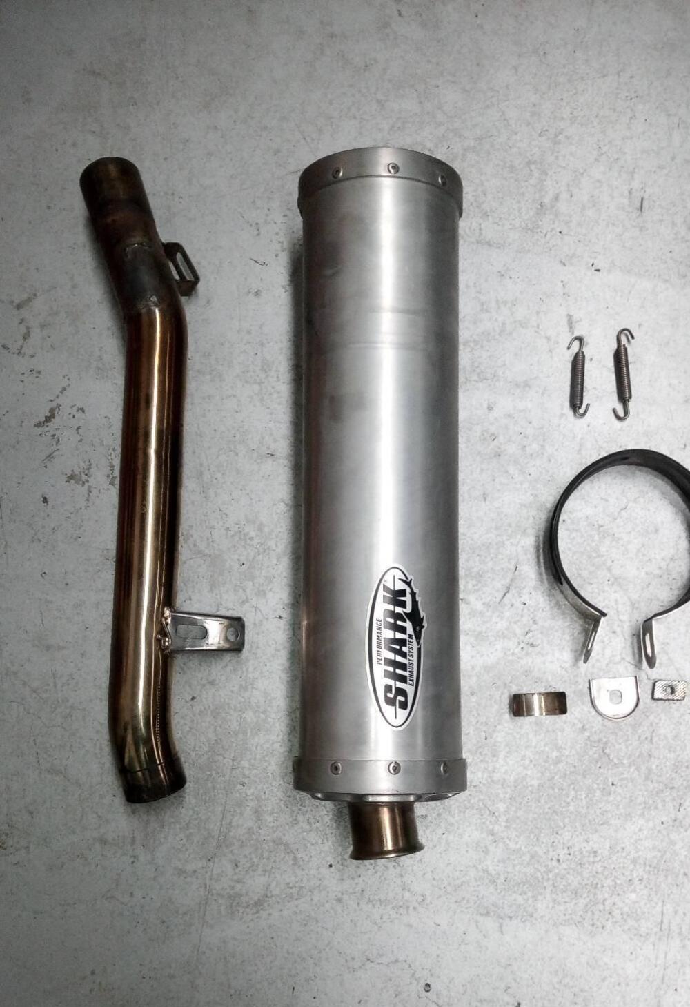 Shark marmitta Suzuki Shark Scarichi (8)