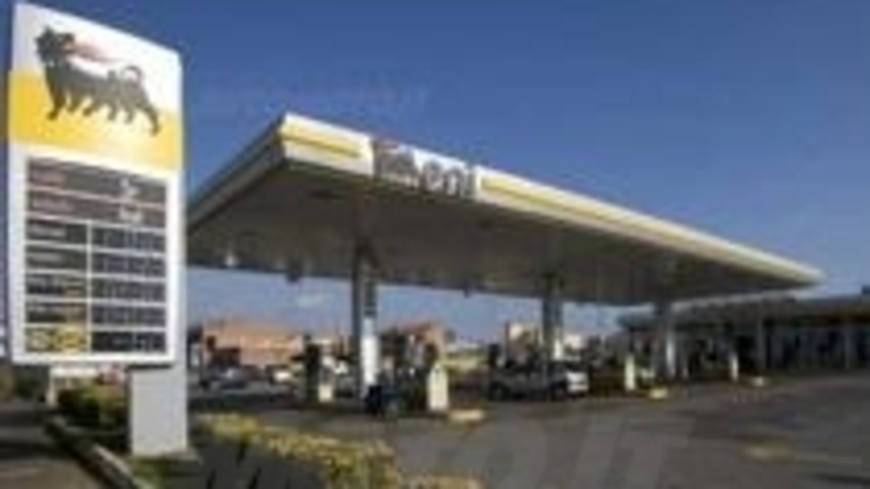 Eni: 20 cent di sconto sui carburanti durante il weekend