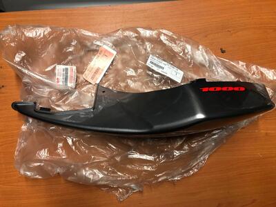 Fianchetto coda sinistro Suzuki GSX-R 1000 2005