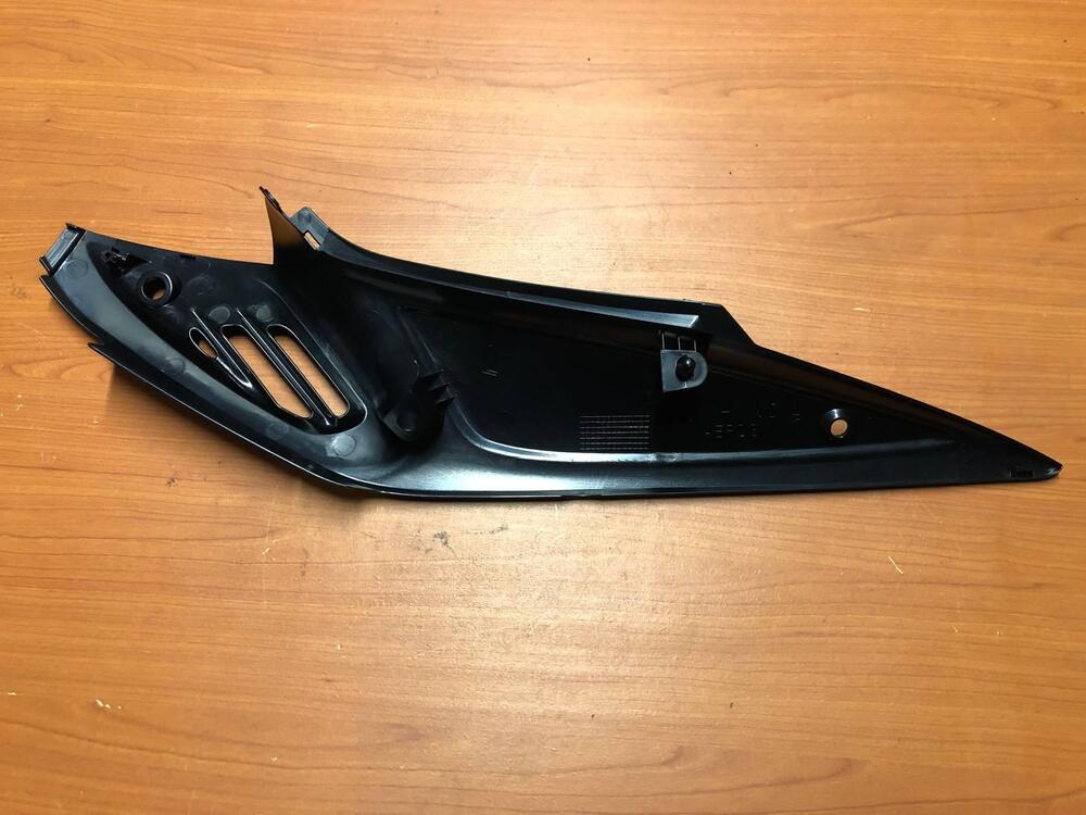 Fianchetto sinistro Suzuki V-Strom 650 2012-2016 (2)