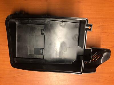 Coperchio vano batteria Suzuki Burgman 400 06-16