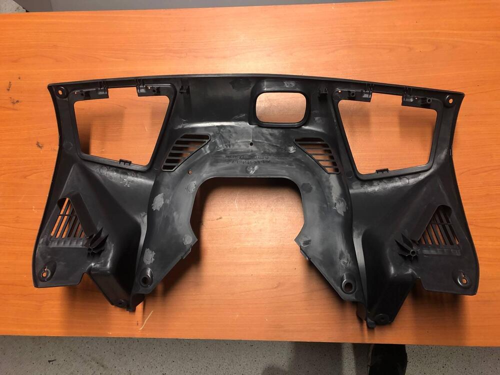 Pannello cruscotto scudo Suzuki Burgman 650 03-12 (3)