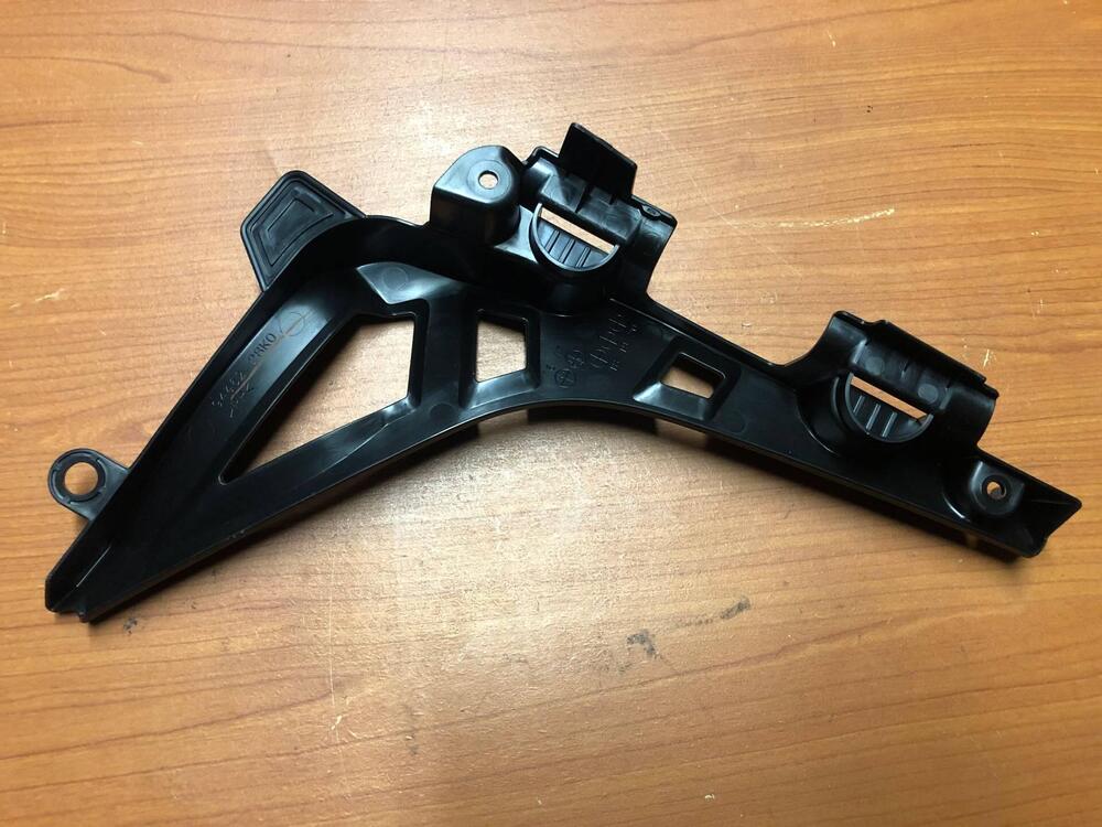 Fianchetto copertura int. Suzuki V-Strom 650 17-19 (3)