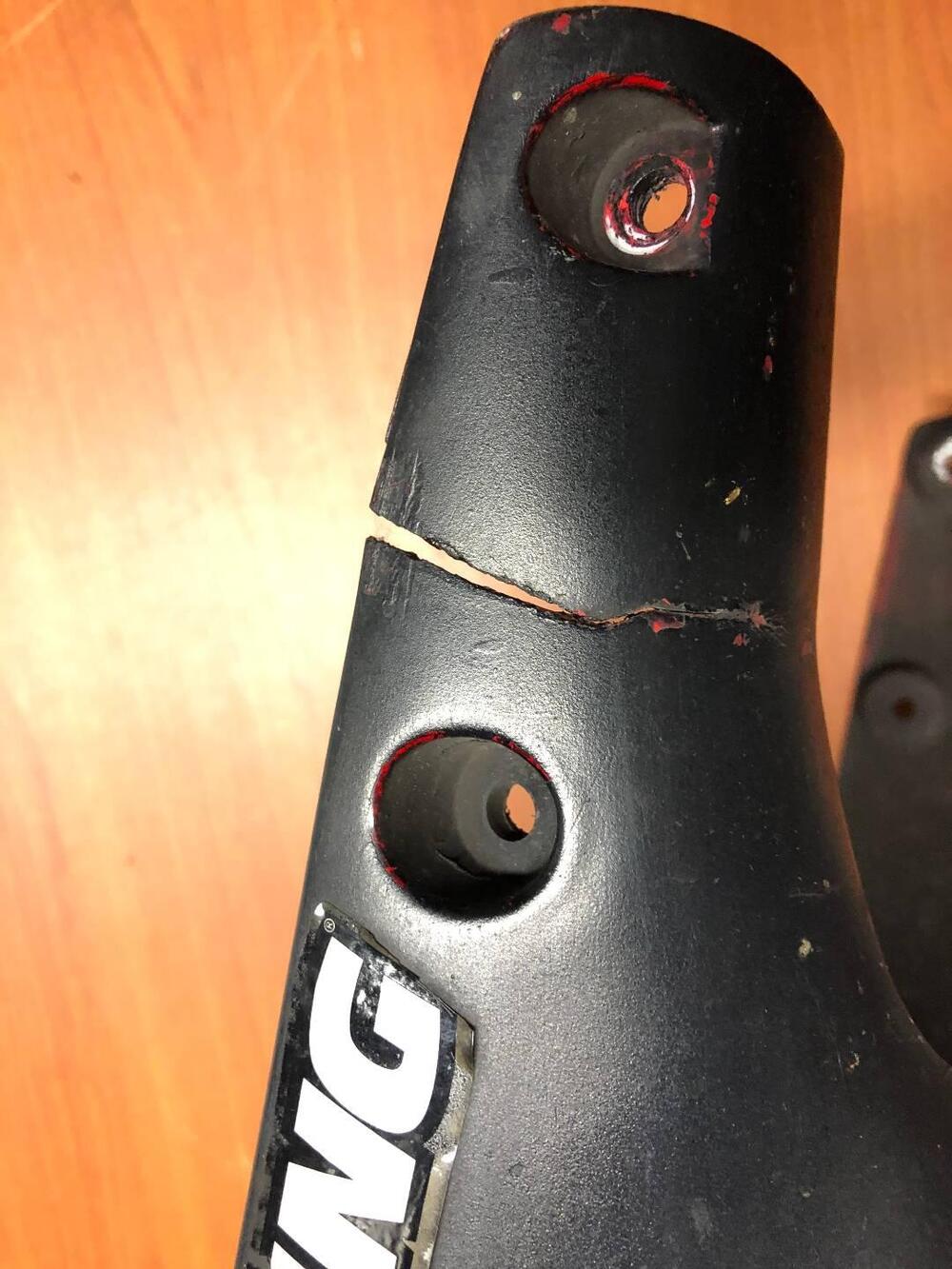 Parafango anteriore tagliato Ducati Monster (5)