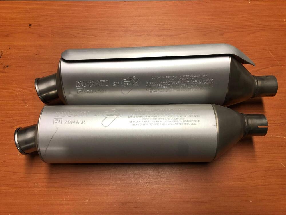 Terminale di scarico Ducati Monster S2R S4R