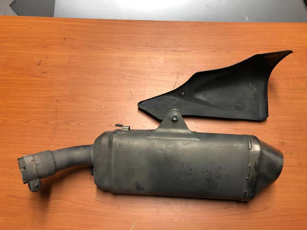 Scarico originale Suzuki GSX-R 600 750 2011 - 2017 (2)