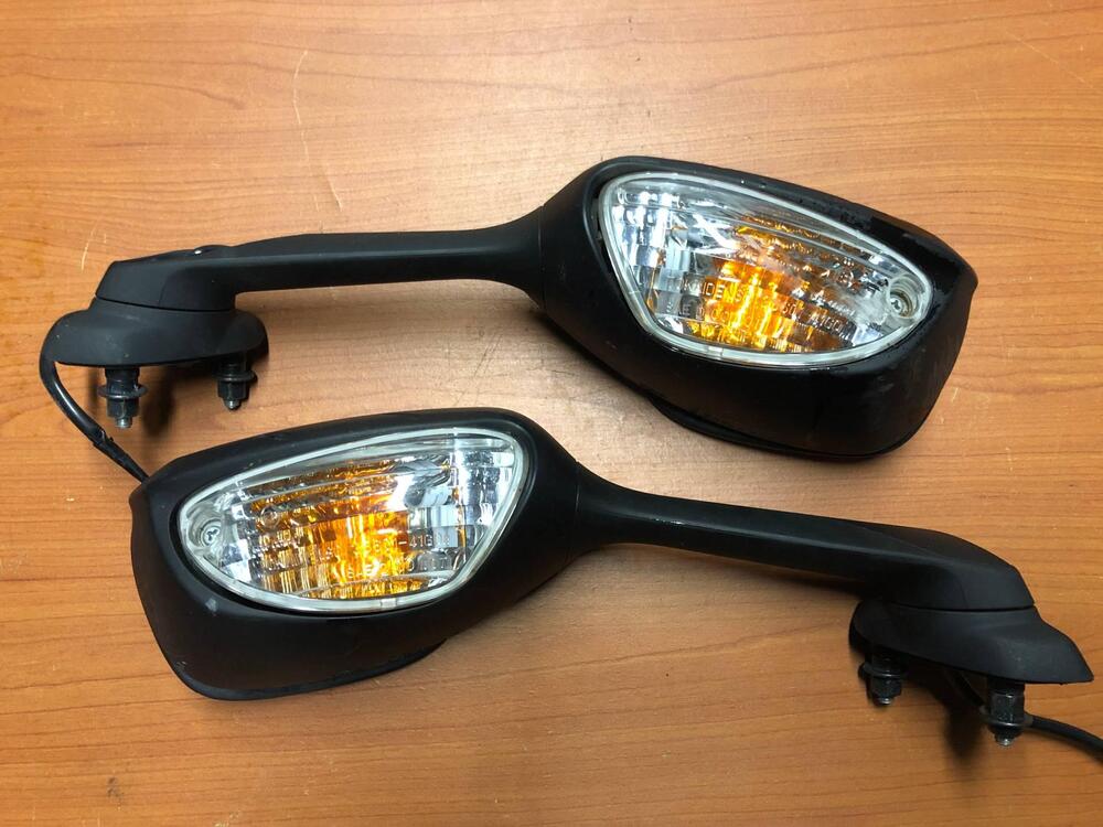 Coppia specchi Suzuki GSX-R 600 750 1000 dal 2005 (2)