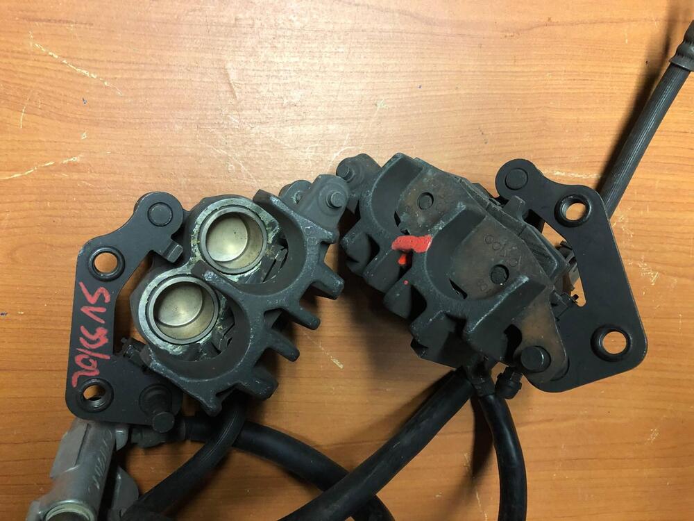 Coppia pinze freno Suzuki SV 650 1999 - 2002 (3)