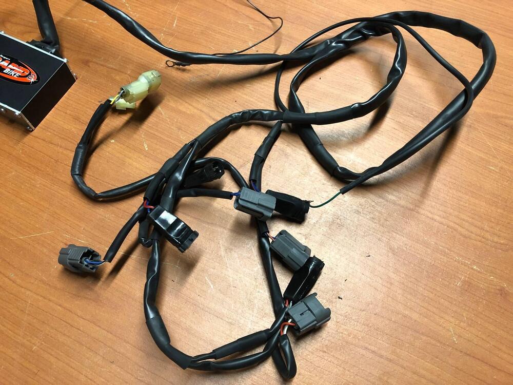 Centralina Rapid Bike Honda CBR 1000 RR 04-05 Rapid Bike 2 (5)