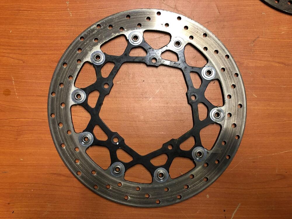 NR.3 dischi fren anteriori + posteriore Yamaha FZ1 (6)