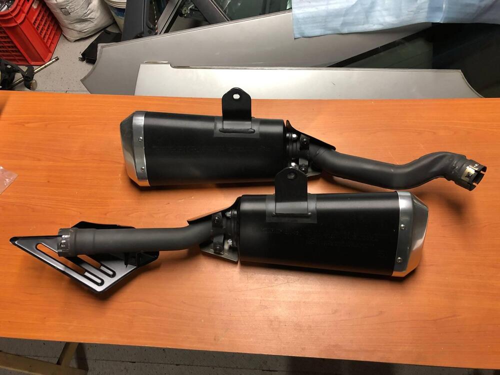 Terminali di scarico Suzuki GSX-R 1000 2007 - 2008 (3)