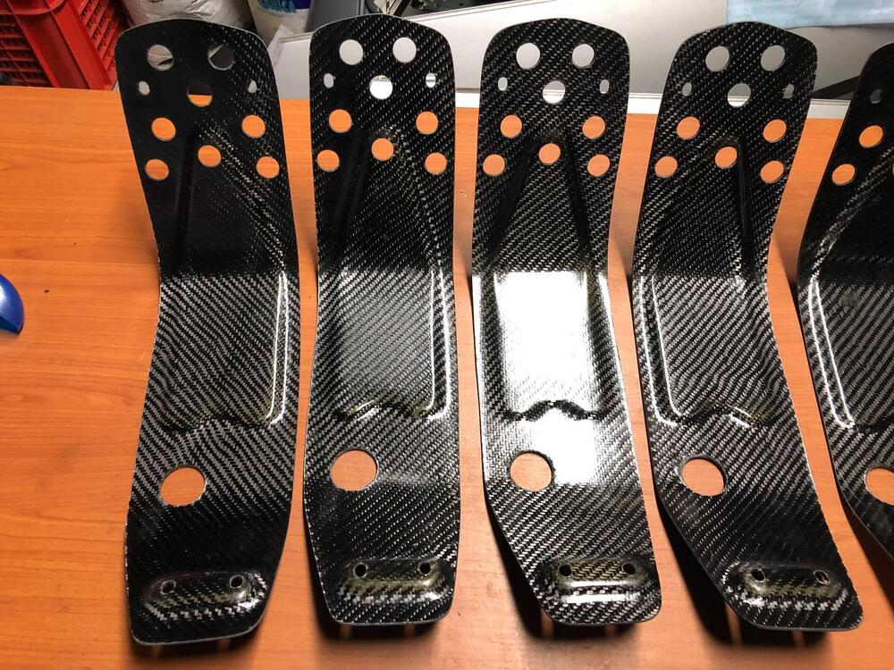 Paramotore artigianali in carbonio Enduro - Cross (4)