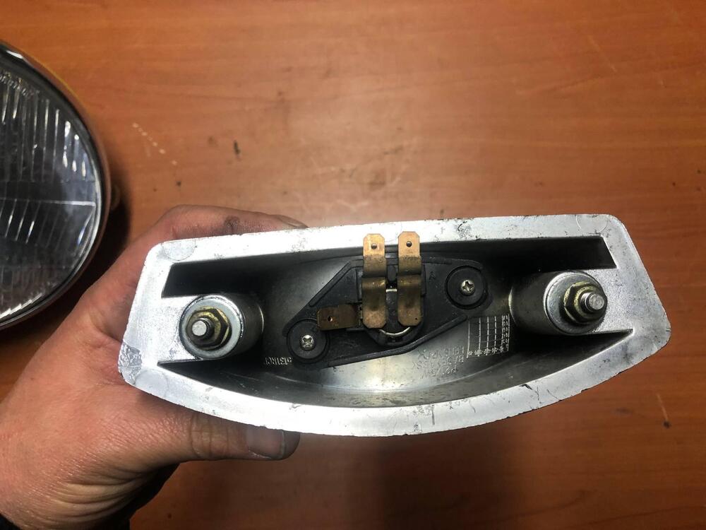 Faro posteriore Ducati Monster 600 (5)