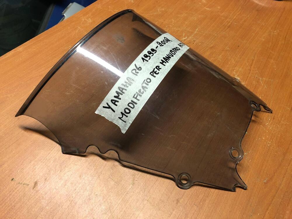 Parabrezza modifica manubrio alto Yamaha R6 99-02 (2)