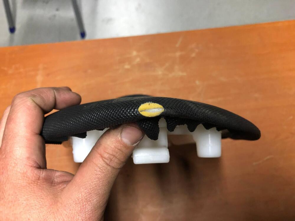 Sella posteriore Kawasaki Z 750 2007 - 2012 (5)