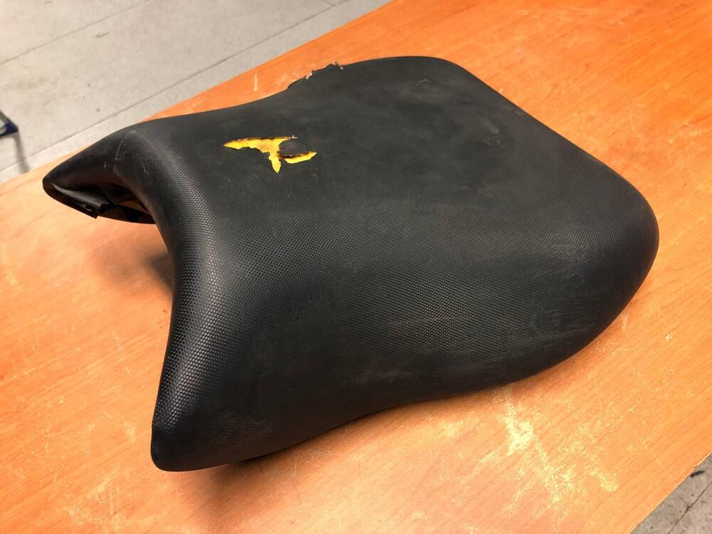 Sella anteriore Suzuki SV 650 1999 - 2002 (3)